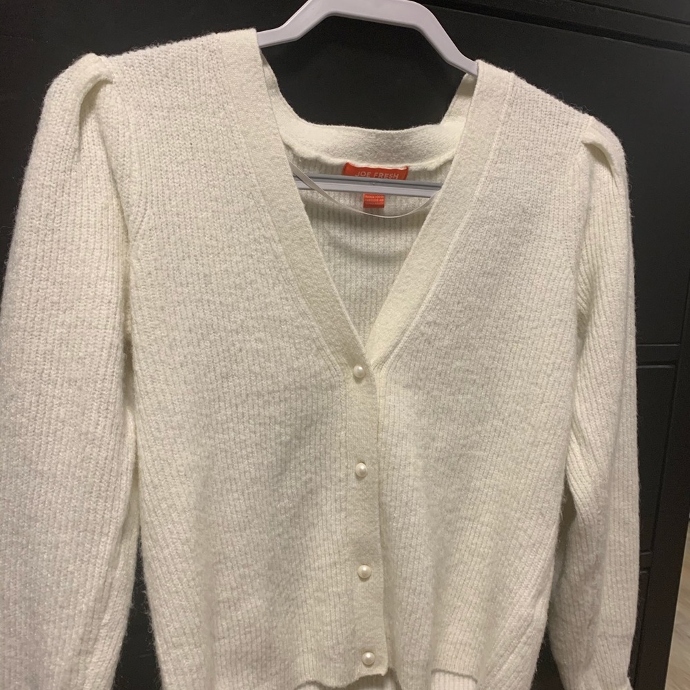 Super soft cardigan with Pearl buttons